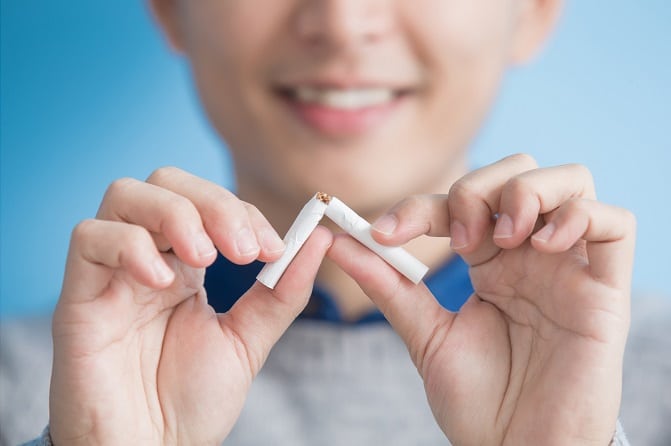 Επίδραση του επιπέδου καπνίσματος στην αποτυχία των Οδοντικών Εμφυτευμάτων